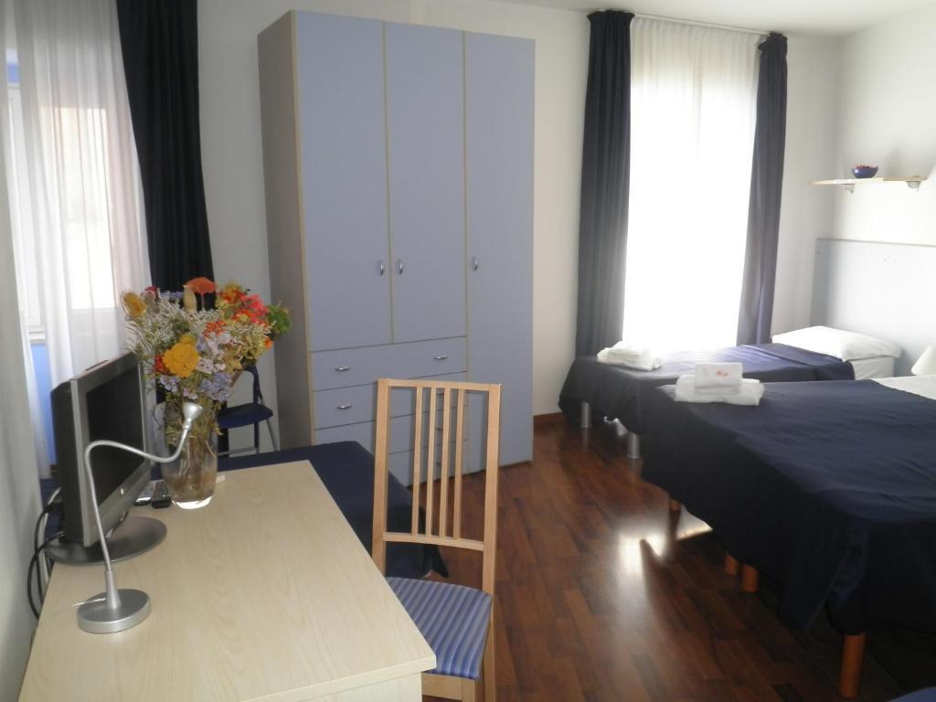Hotel La Bussola Муджа Номер фото